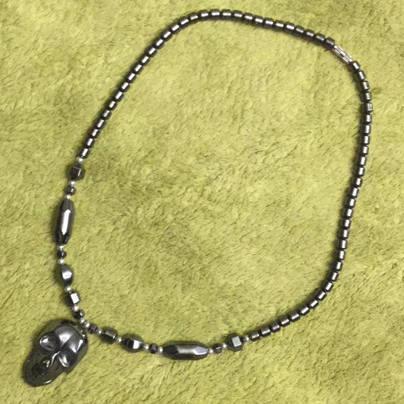 Skull necklace - Picture 1 of 5